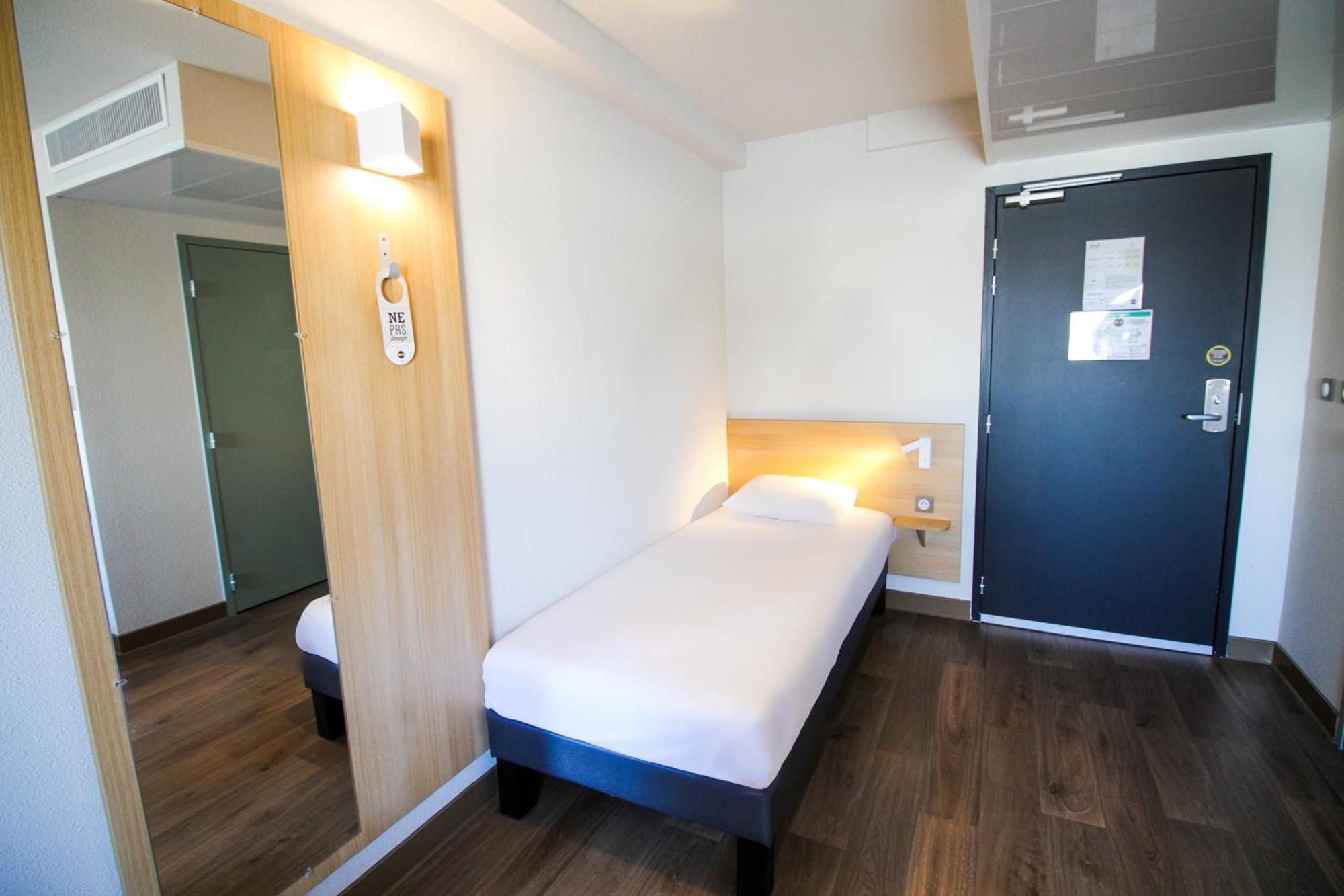 B&B Hotel Valence Tgv Romans Alixan Exterior foto